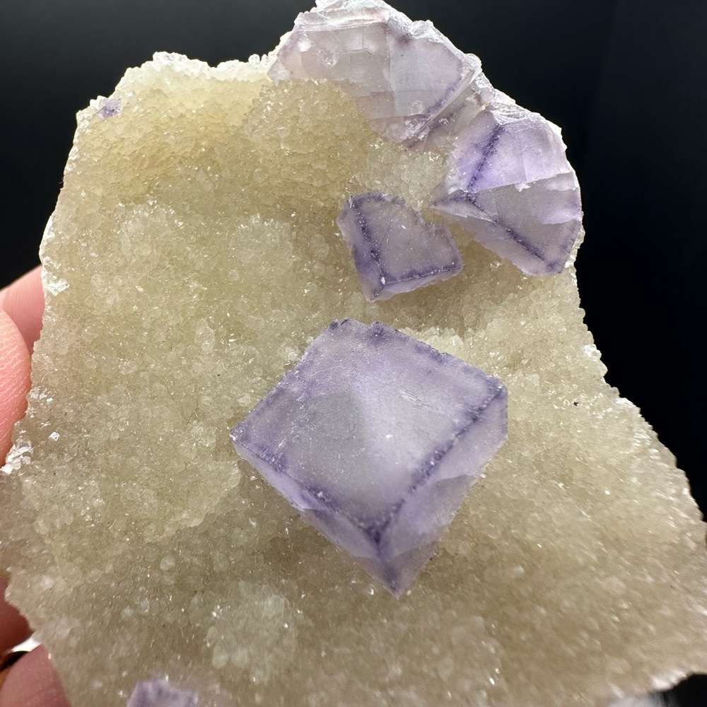 QR code fluorite - Picture 3 of 11